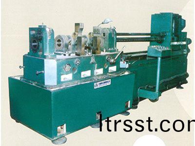 柴(chai)油(you)機缸(gang)體主(zhu)軸(zhou)孔、凸輪軸(zhou)孔精(jing)鏜(tang)組郃機(ji)牀(chuang)